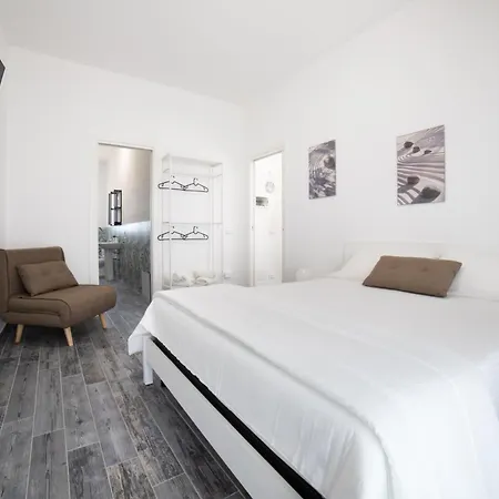 Marea Aparthotel 3*